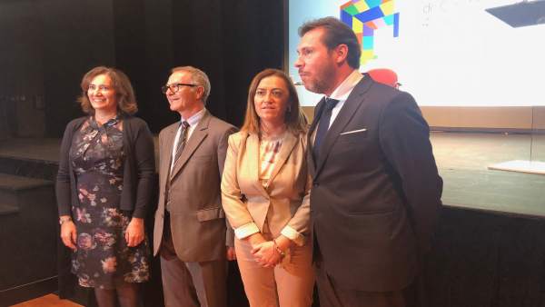 Valladolid. Ministro de Cultura en acto de la constitución Valladolid. Ministro de Cultura en acto de la constitución