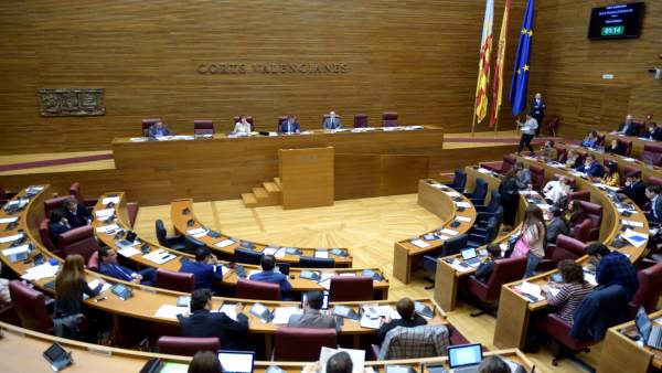 Els grups en Les Corts firmen una declaració per a reclamar la presentació dels PGE Els grups en Les Corts firmen una declaració per a reclamar la presentació dels PGE