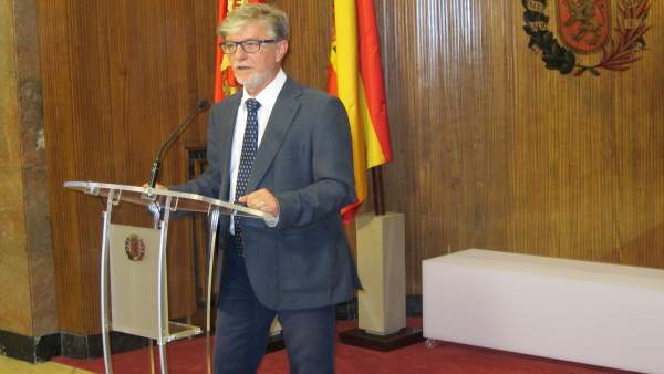 El alcalde de Zaragoza, Pedro Santisteve El alcalde de Zaragoza, Pedro Santisteve