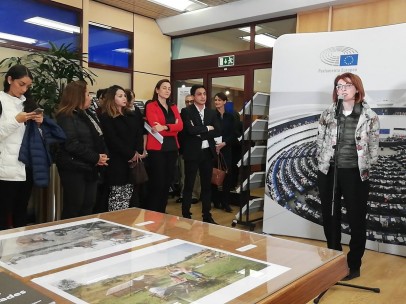 La eurodiputada Maite Pagazaurtundúa, en la inauguración de la exposición del 30 aniversario del Premio Sajarov