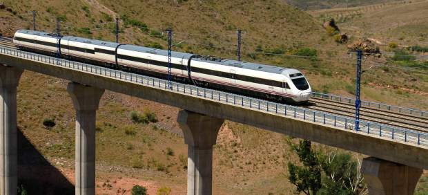 Tren Alvia