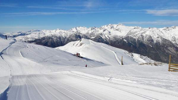 La estación de Aramón Cerler inicia este viernes la temporada de nieve La estación de Aramón Cerler inicia este viernes la temporada de nieve