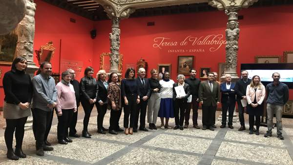 Las Fundaciones Ibercaja y CAI apoyan 12 proyectos solidarios. Las Fundaciones Ibercaja y CAI apoyan 12 proyectos solidarios.