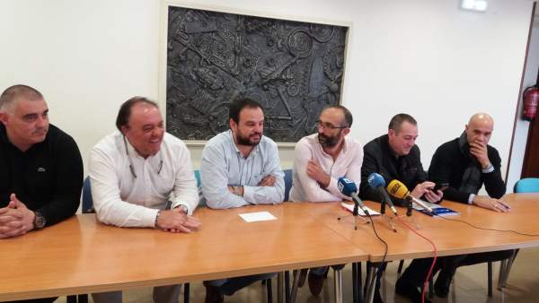 UGT Y CCOO TRAS LA FIRMA DEL CONVENIO DEL METAL UGT Y CCOO TRAS LA FIRMA DEL CONVENIO DEL METAL