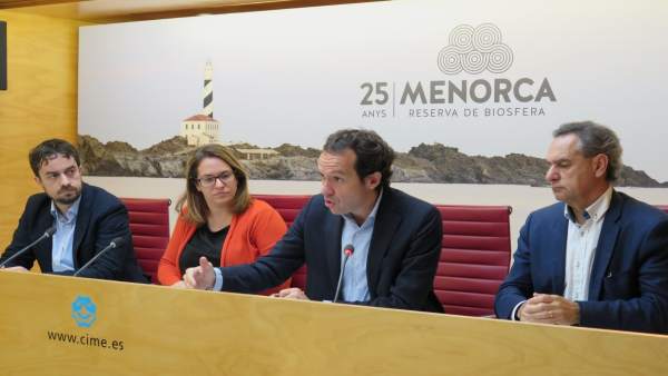 Pons presenta el Plan General de Puertos Pons presenta el Plan General de Puertos