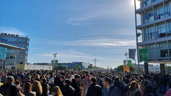 Concentración protestas de trabajadores en PTA málaga por problemas de movilidad Concentración protestas de trabajadores en PTA málaga por problemas de movilidad