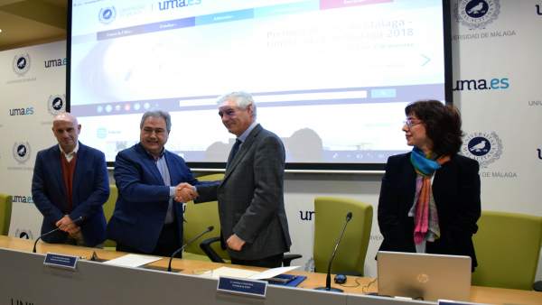 Firma del convenio entre la UMA e IFAPA Firma del convenio entre la UMA e IFAPA
