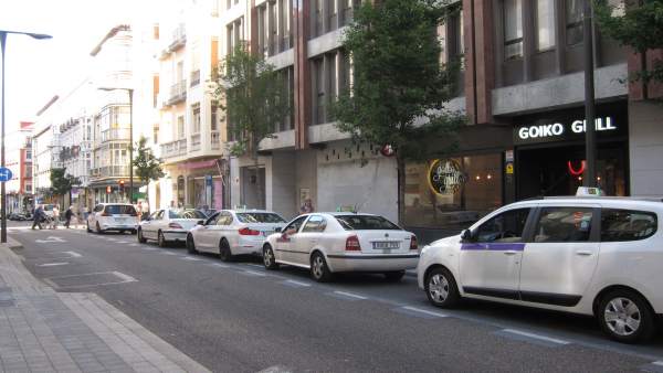 Valladolid.- Parada de taxi en Valladolid Valladolid.- Parada de taxi en Valladolid