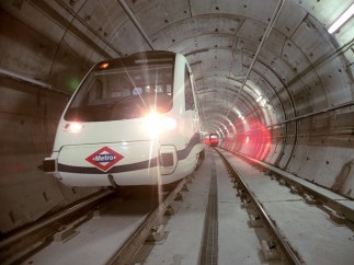 Tren en Metro de Madrid