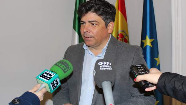 El alcalde de Montilla, Rafael Llamas El alcalde de Montilla, Rafael Llamas