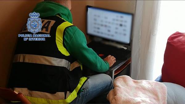 Operación Policía contra una red de pornografía infantil Operación Policía contra una red de pornografía infantil