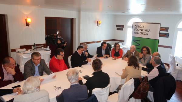 Reunión sobre el REB en Menorca Reunión sobre el REB en Menorca