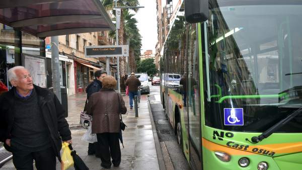 Parada autobús urbano Parada autobús urbano