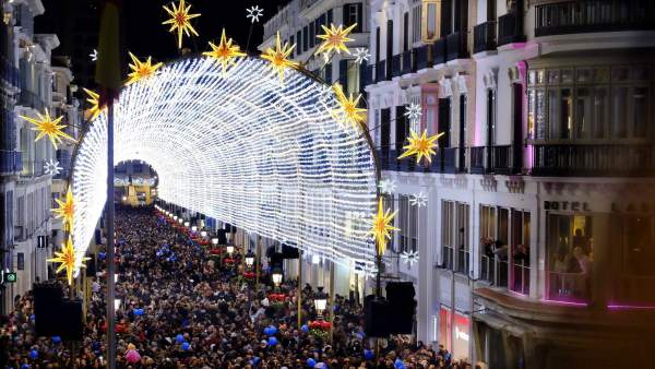 Calle Larios Málaga Navidad 2016 luces iluminación estrellas fiestas gente Calle Larios Málaga Navidad 2016 luces iluminación estrellas fiestas gente