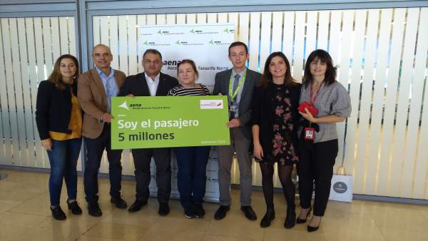 Llegada del pasajero 5 millones Llegada del pasajero 5 millones