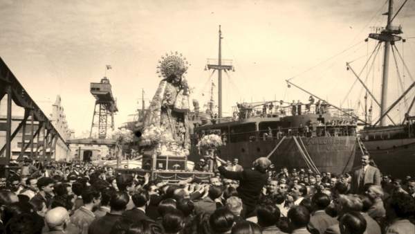El MuVIM recorre la història social i cultural de la 'Geperudeta' en "una de les seues exposicions més ambicioses" El MuVIM recorre la història social i cultural de la 'Geperudeta' en "una de les seues exposicions més ambicioses"