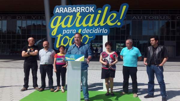 Kike Fernández de Pinedo. Kike Fernández de Pinedo.