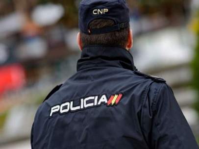 Un agente de la Policía Nacional en imagen de archivo