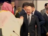 Saludo entre Putin y Bin Salmán
