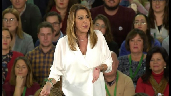 Susana Díaz, durante un mitin Susana Díaz, durante un mitin