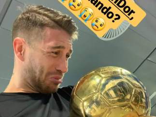Sergio Ramos, con el Balón de Oro