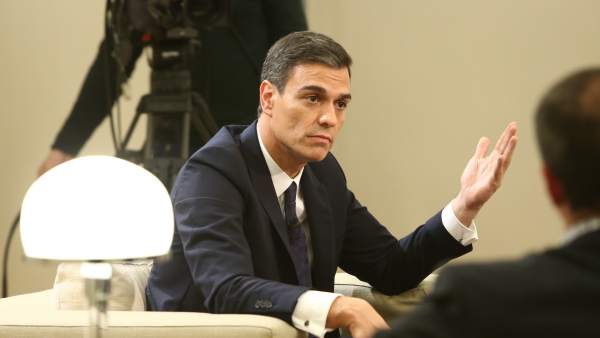 Pedro Sánchez en una entrevista en La Moncloa Pedro Sánchez en una entrevista en La Moncloa