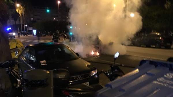 Incidentes en una manifestación contra Vox en Cádiz Incidentes en una manifestación contra Vox en Cádiz