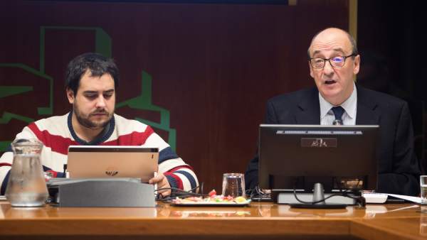 Cosme Naveda (a la derecha) Cosme Naveda (a la derecha)