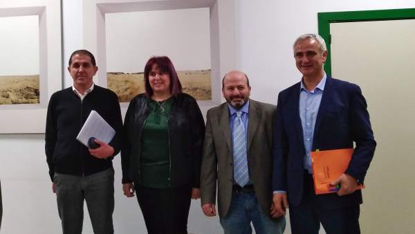 Presentación del informe elaborado por la UEx sobre el mercado del cava Presentación del informe elaborado por la UEx sobre el mercado del cava