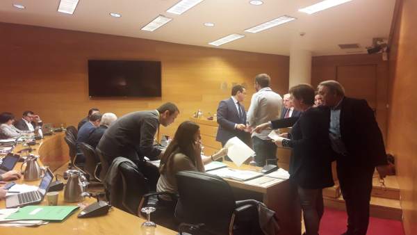 Debate de la ley de acompañamiento en Les Corts Debate de la ley de acompañamiento en Les Corts