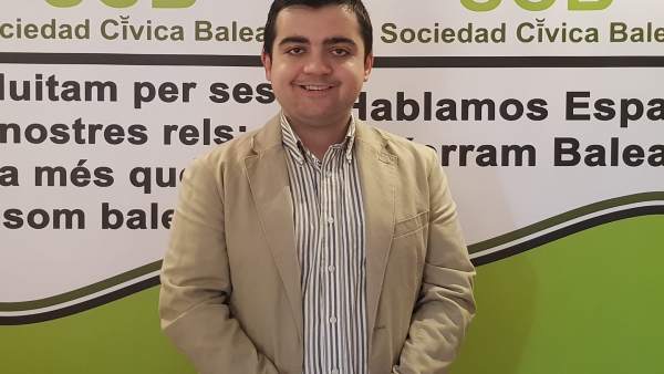 El presidente de Sociedad Cívica Balear, Cosme Bernat Brull El presidente de Sociedad Cívica Balear, Cosme Bernat Brull