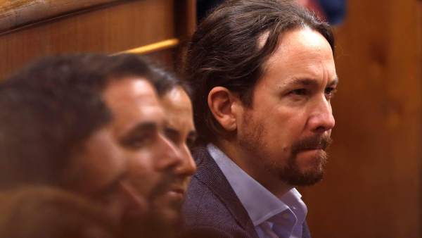 El líder de Unidos Podemos, Pablo iglesias, durante el acto de conmemoración del cuarenta aniversario de la Constitución presidido por el Rey en el Congreso El líder de Unidos Podemos, Pablo iglesias, durante el acto de conmemoración del cuarenta aniversario de la Constitución presidido por el Rey en el Congreso