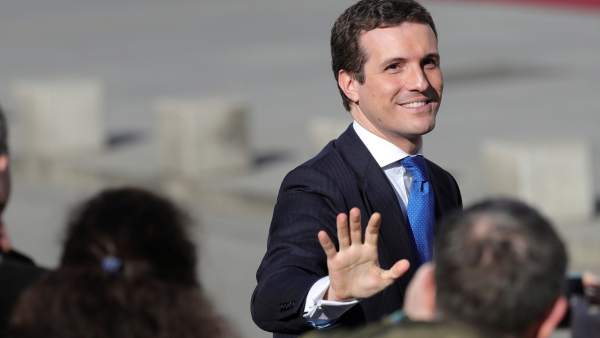 El líder del PP, Pablo Casado, a su llegada al Congreso para el acto solemne conmemorativo del 40 aniversario de la Constitución El líder del PP, Pablo Casado, a su llegada al Congreso para el acto solemne conmemorativo del 40 aniversario de la Constitución