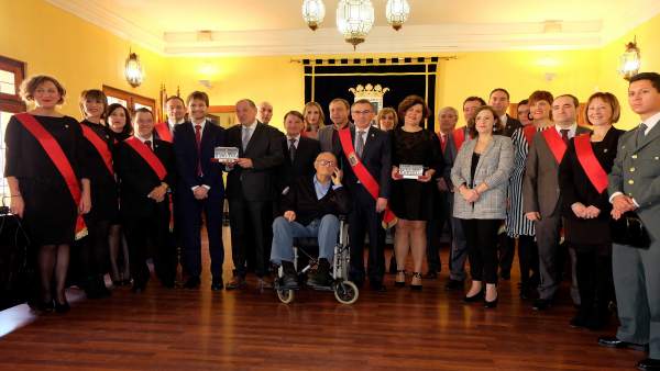 El Ayuntamiento de Tarazona reconoce a la Banda de Tarazona y a la ACT El Ayuntamiento de Tarazona reconoce a la Banda de Tarazona y a la ACT