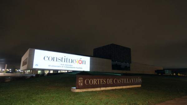 Valladolid. Cortes Constitución Valladolid. Cortes Constitución