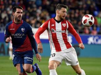 Pablo Insua y Aritz Aduriz.