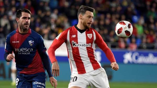 Pablo Insua y Aritz Aduriz. Pablo Insua y Aritz Aduriz.