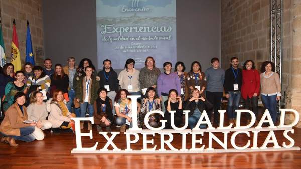 Uno de los encuentros de igualdad de la Diputación de Cáceres Uno de los encuentros de igualdad de la Diputación de Cáceres