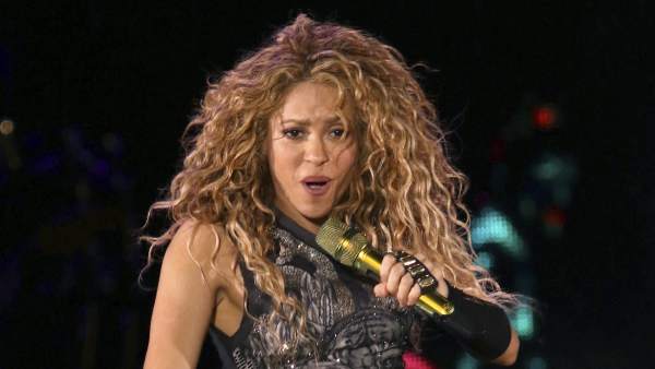 Shakira Shakira