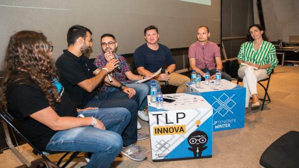 Mesa redonda 'Actualidad del sector de los videojuegos' Mesa redonda 'Actualidad del sector de los videojuegos'