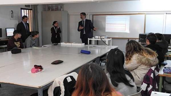 Programa 'Finanzas para la Vida' Programa 'Finanzas para la Vida'