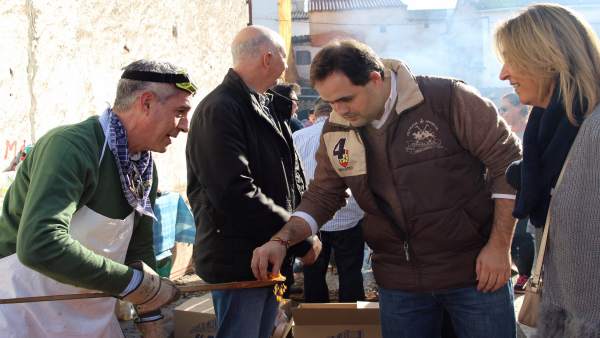 Núñez PP en la fiesta de las migas de Jadraque Núñez PP en la fiesta de las migas de Jadraque
