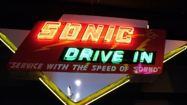 El logo de Sonic Drive-In El logo de Sonic Drive-In