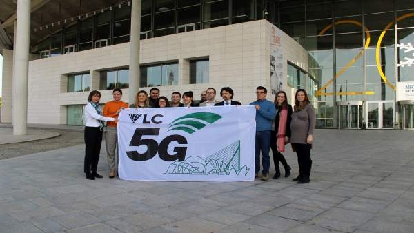 IZADO DE LA BANDERA DEL VLC 5G GLOBAL EVENT IZADO DE LA BANDERA DEL VLC 5G GLOBAL EVENT
