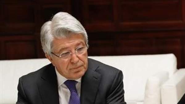 Enrique Cerezo. Enrique Cerezo.
