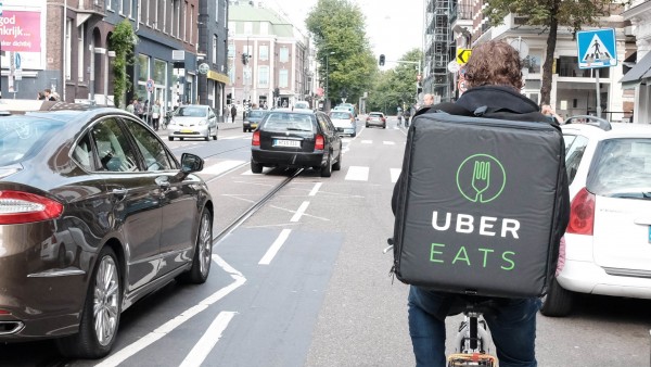 Repartidor de Uber Eats Repartidor de Uber Eats