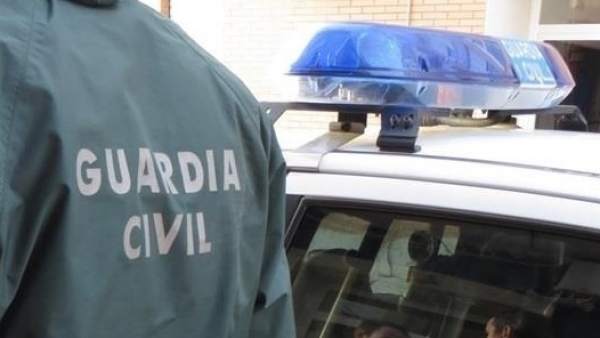 Imagen de archivo de un agente de la Guardia Civil Imagen de archivo de un agente de la Guardia Civil