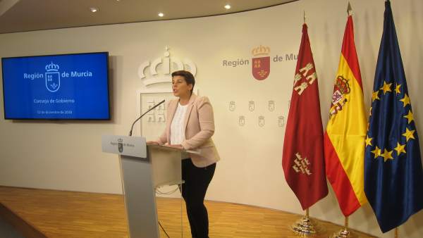 La portavoz del Gobierno regional, Noelia Arroyo, en la rueda de prensa La portavoz del Gobierno regional, Noelia Arroyo, en la rueda de prensa
