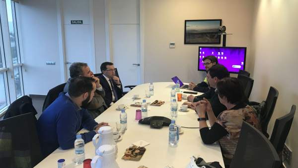 VISITA DEL CONSEJERO DE EDUCACIÓN, GENARO ALONSO, A DÁCERO VISITA DEL CONSEJERO DE EDUCACIÓN, GENARO ALONSO, A DÁCERO