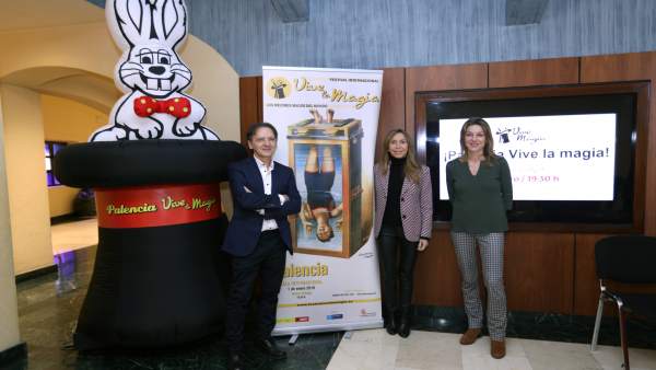 Presentación de la gala de Magia. Presentación de la gala de Magia.